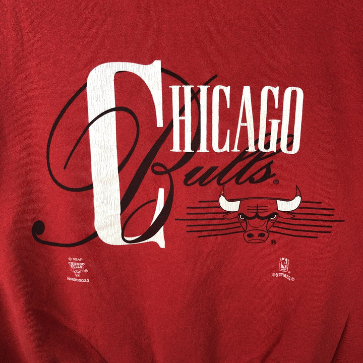 Vintage 1990'S NBA Chicago Bulls Nutmeg Print Sweatshirt, Made in USA, Men's Size Medium cotton red type Vintage Second Hand