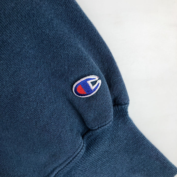Vintage 90'S Champion Reverse Weave sweatshirt with embroidered tag, made in the USA, size L. cotton blue type Vintage Second Hand