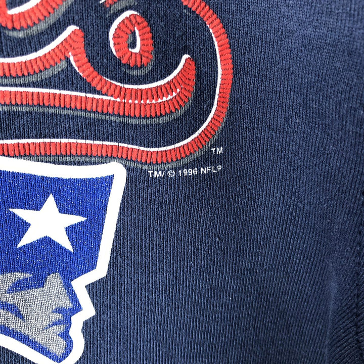 90'S Pro Player NFL New England Patriots Print Sweatshirt, Made in USA, Men's Size Medium cotton navy blue type Vintage Second Hand