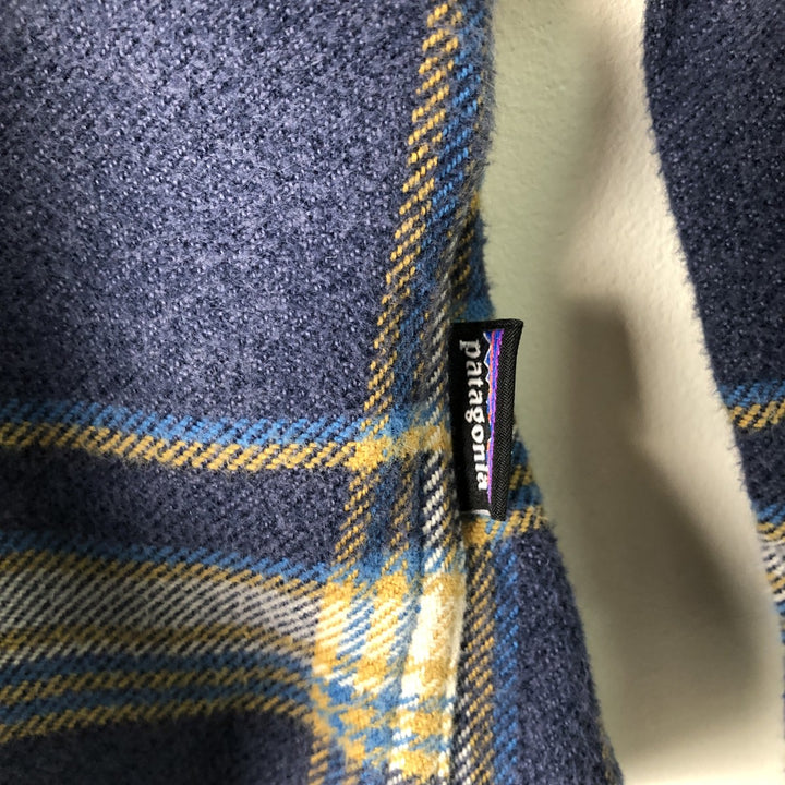 Patagonia 53947FA18 Long Sleeve Fjord Flannel Shirt, Men's XL Organic cotton navy blue type Vintage Second Hand