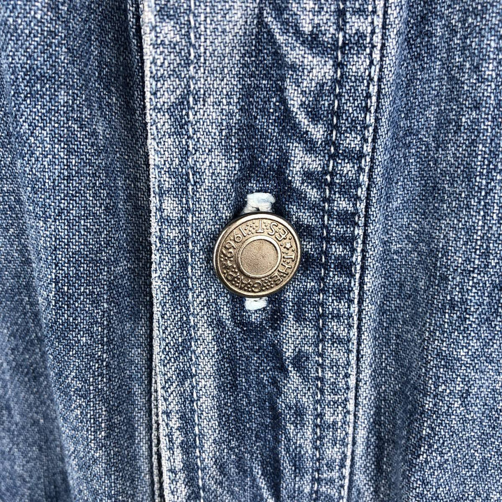GAP DENIM Old Gap Long Sleeve Denim Shirt, Men's Size Small cotton blue type Vintage Second Hand