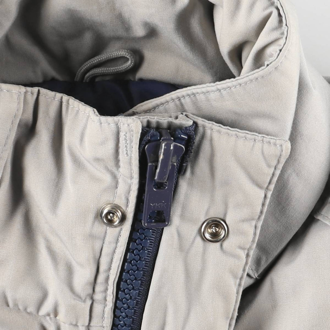 Vintage 1980'S Woolrich padded mountain jacket, shell jacket, and puffer jacket, made in the USA, size M, men's. polyester gray type Vintage Second Hand