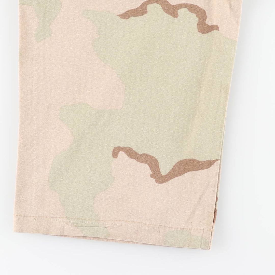 Oversized civilian camouflage pattern 3C desert camo military cargo and combat pants, made in the USA, men's size W41 equivalent cotton Beige type Vintage Second Hand