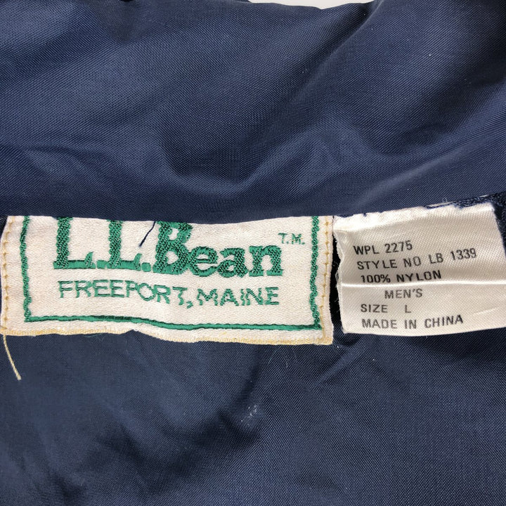 Vintage LL Bean nylon jacket from the 1990s, size L, for men Nylon navy blue type Vintage Second Hand