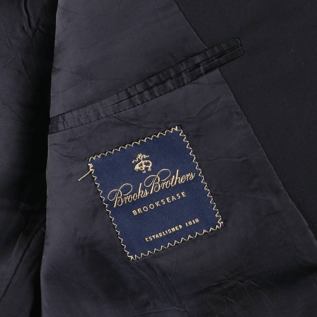 Brooks Brothers navy blazer, tailored jacket, made in Canada, men's size L equivalent. wool navy blue type Vintage Second Hand