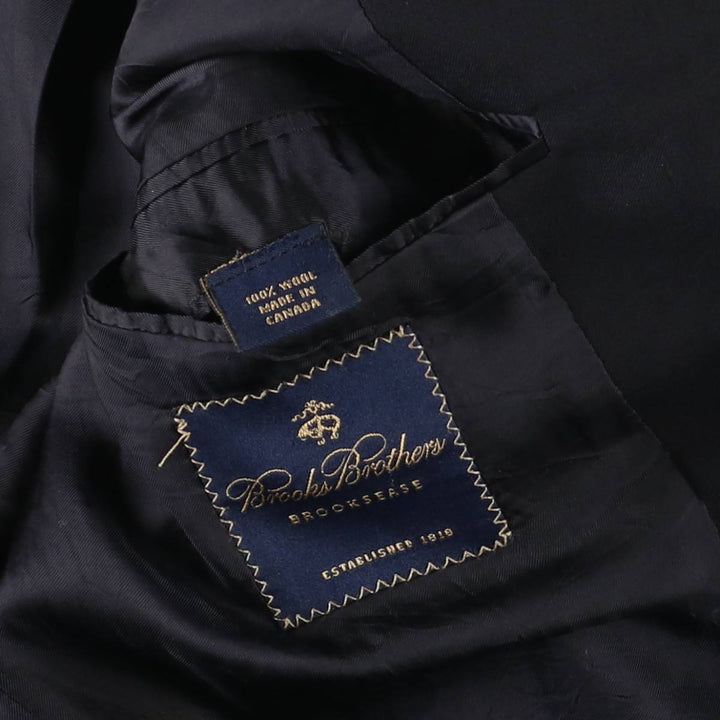 Brooks Brothers navy blazer, tailored jacket, made in Canada, men's size L equivalent. wool navy blue type Vintage Second Hand