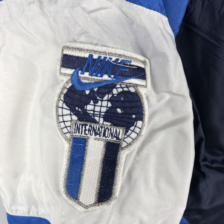 Vintage 90'S Nike silver tag nylon jacket, size M, men's Nylon blue type Vintage Second Hand