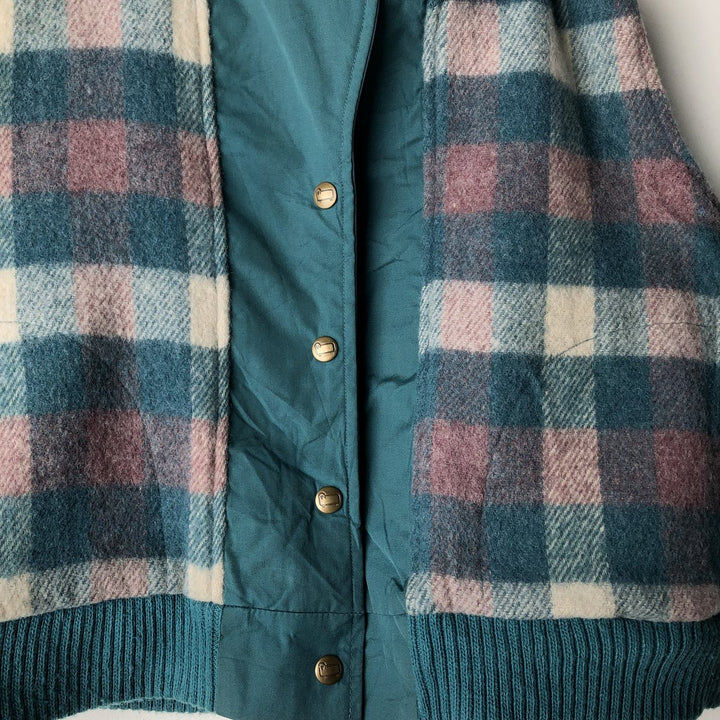1970'S WOOLRICH shawl collar reversible padded vest, made in the USA, women's size L polyester green type Vintage Second Hand