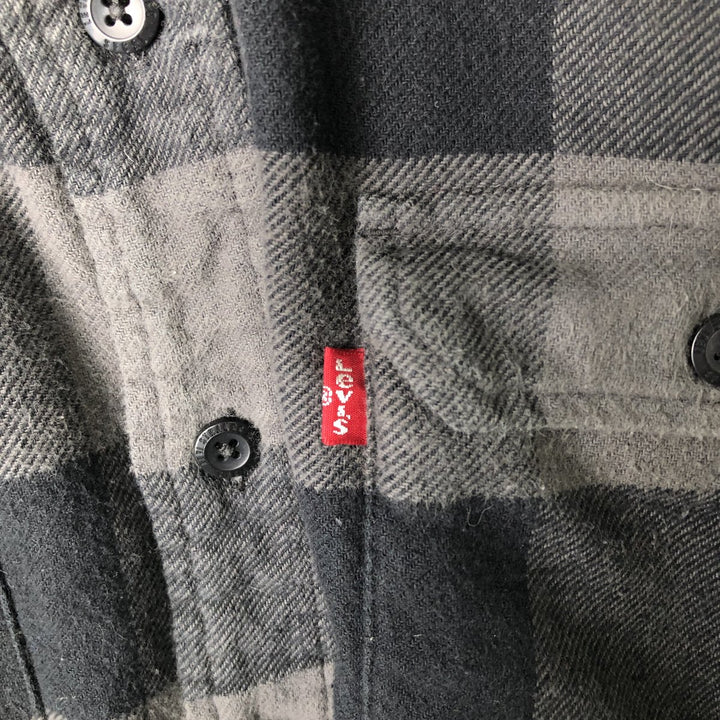 Levi's Buffalo Check Long Sleeve Light Flannel Check Shirt, Men's Size Medium unclear gray type Vintage Second Hand