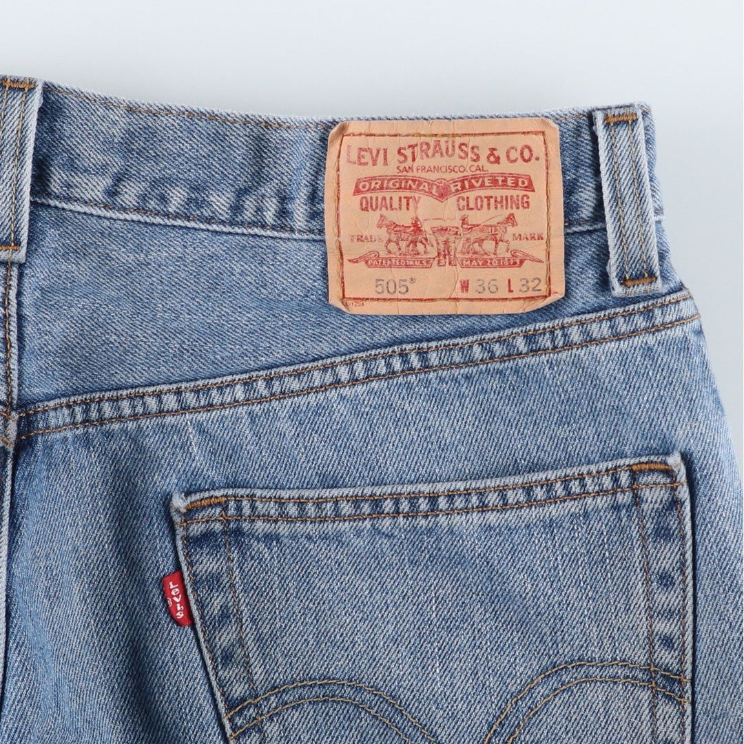 00'S Levi's 505 REGULAR FIT tapered denim pants for men, size w34 cotton Blue type light blue Vintage Second Hand