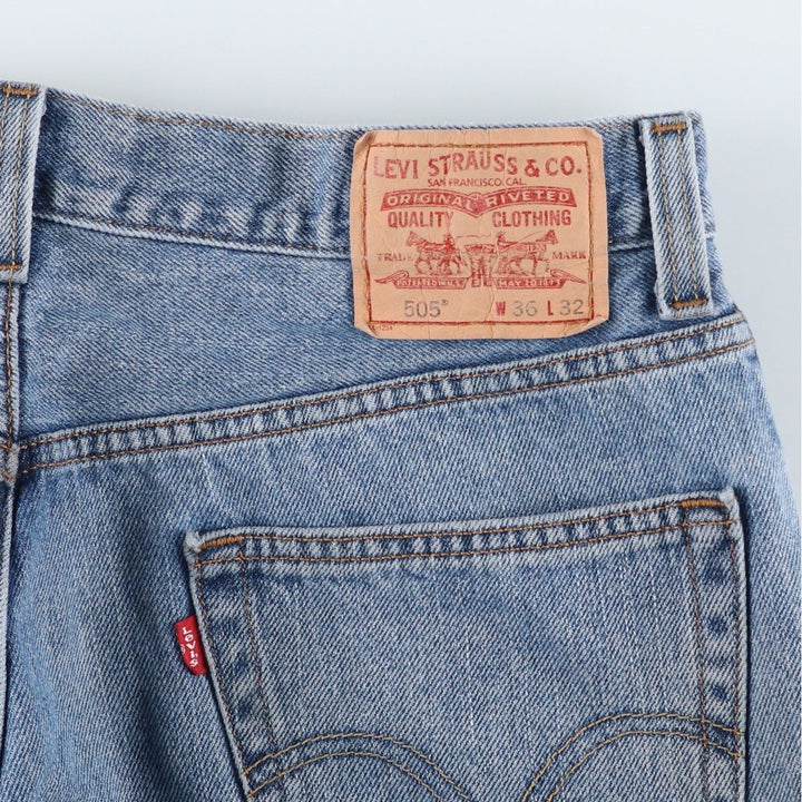 00'S Levi's 505 REGULAR FIT tapered denim pants for men, size w34 cotton Blue type light blue Vintage Second Hand