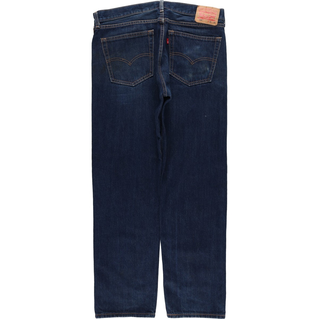 Dark navy Levi's 505 tapered denim pants for men, size W37 cotton blue type Vintage Second Hand
