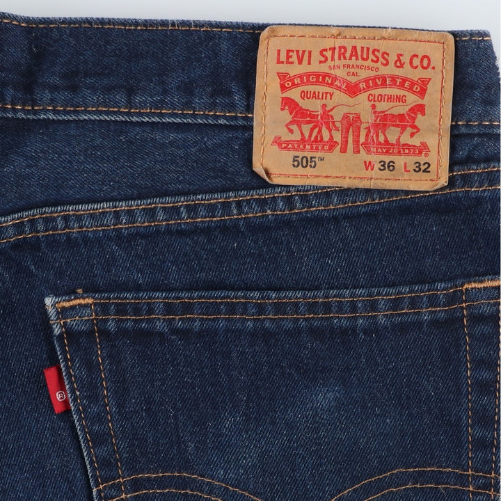 Dark navy Levi's 505 tapered denim pants for men, size W37 cotton blue type Vintage Second Hand