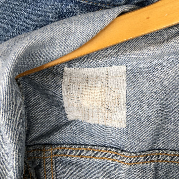2000'S Levi's Euro Model Denim Jacket, Women's Size Medium cotton blue type Vintage Second Hand