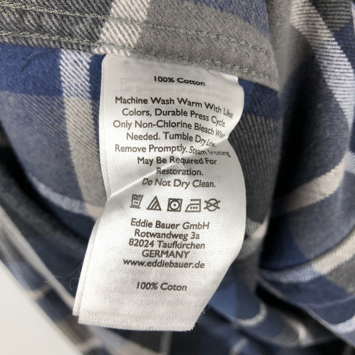 Eddie Bauer Classic Fit Check Pattern Button-Down Long Sleeve Light Flannel Shirt, Men's Size Small cotton navy blue type Vintage Second Hand