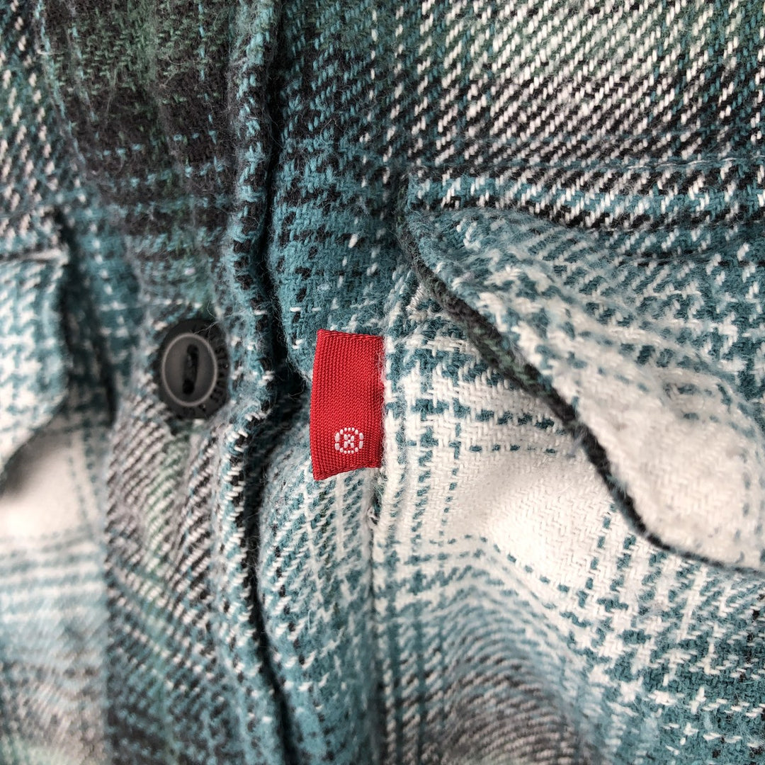 Levi's Relaxed Ombre Check Long Sleeve Flannel Check Shirt, Women's Size Small cotton green type Vintage Second Hand