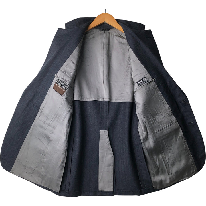 Bloomingdale's the men's store Striped Pattern Herringbone Wool Tailored Jacket, Made in USA, Men's Size Medium wool gray type Vintage Second Hand