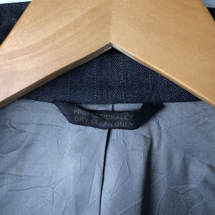 Bloomingdale's the men's store Striped Pattern Herringbone Wool Tailored Jacket, Made in USA, Men's Size Medium wool gray type Vintage Second Hand
