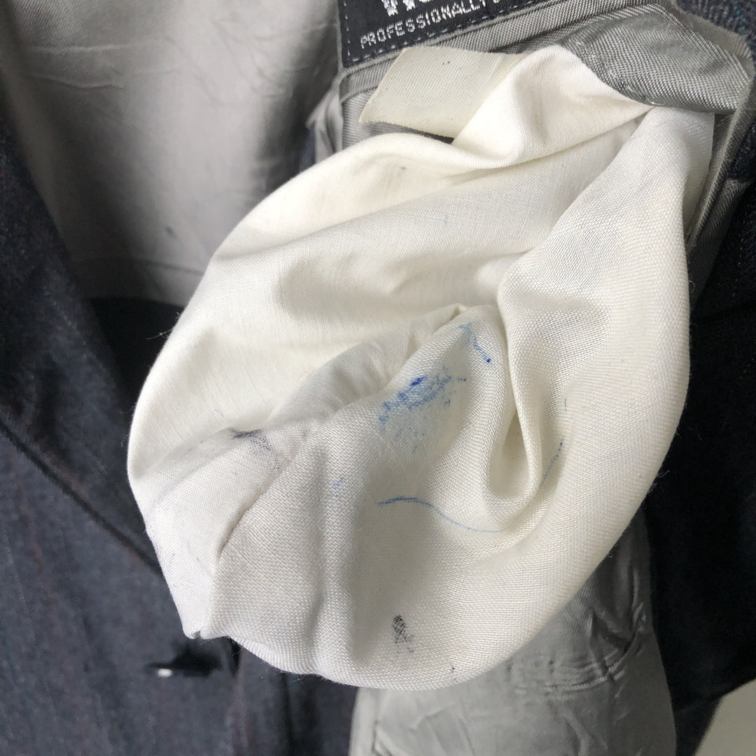 Bloomingdale's the men's store Striped Pattern Herringbone Wool Tailored Jacket, Made in USA, Men's Size Medium wool gray type Vintage Second Hand