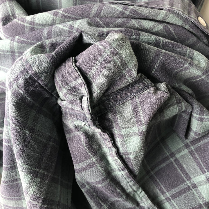 LLBean Long Sleeve Button-Down Check Shirt, Men's Size XL cotton Green type dark green Vintage Second Hand