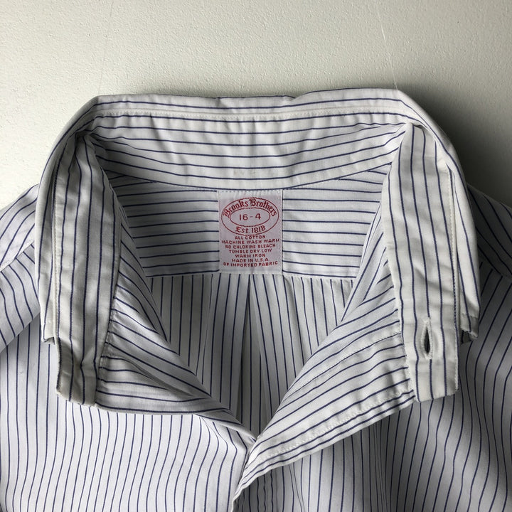 Vintage 1980s-1990'S Brooks Brothers Est. 1818 short-sleeved button-down striped shirt, made in the USA, size L. cotton white type Vintage Second Hand