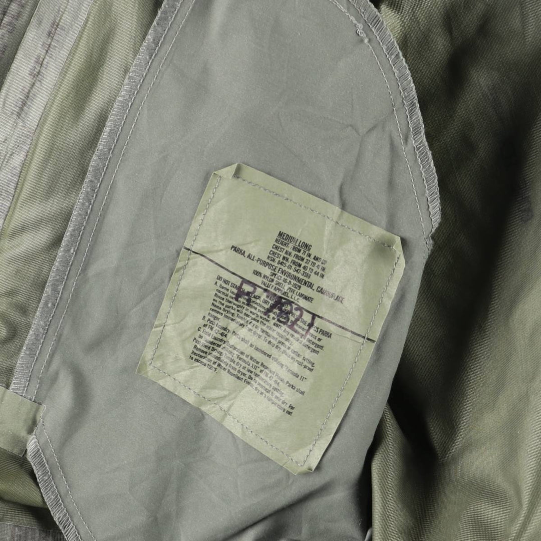 Authentic US military camouflage pattern ACU digital camo military Gore-Tex parka, made in the USA, medium long, equivalent to a men's size M. Nylon Khaki type Vintage Second Hand
