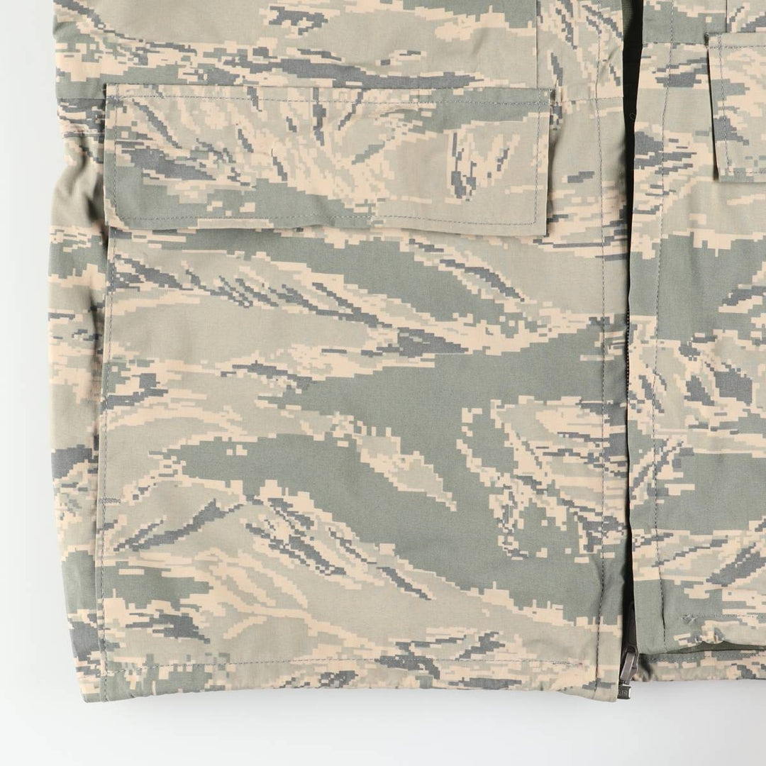 Authentic US military camouflage pattern ACU digital camo military Gore-Tex parka, made in the USA, medium long, equivalent to a men's size M. Nylon Khaki type Vintage Second Hand