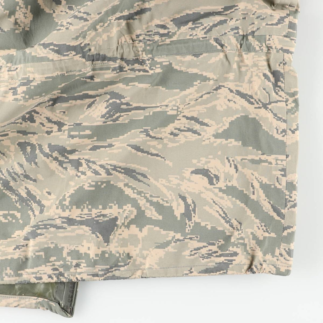 Authentic US military camouflage pattern ACU digital camo military Gore-Tex parka, made in the USA, medium long, equivalent to a men's size M. Nylon Khaki type Vintage Second Hand