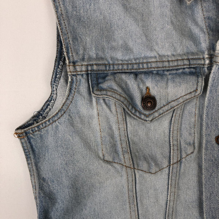 Levi's 75530-0107 Denim Vest, Made in Canada, Men's Size M (approx.) cotton blue type Vintage Second Hand