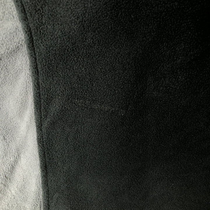 Cabelas fleece vest, men's size XL polyester black type Vintage Second Hand