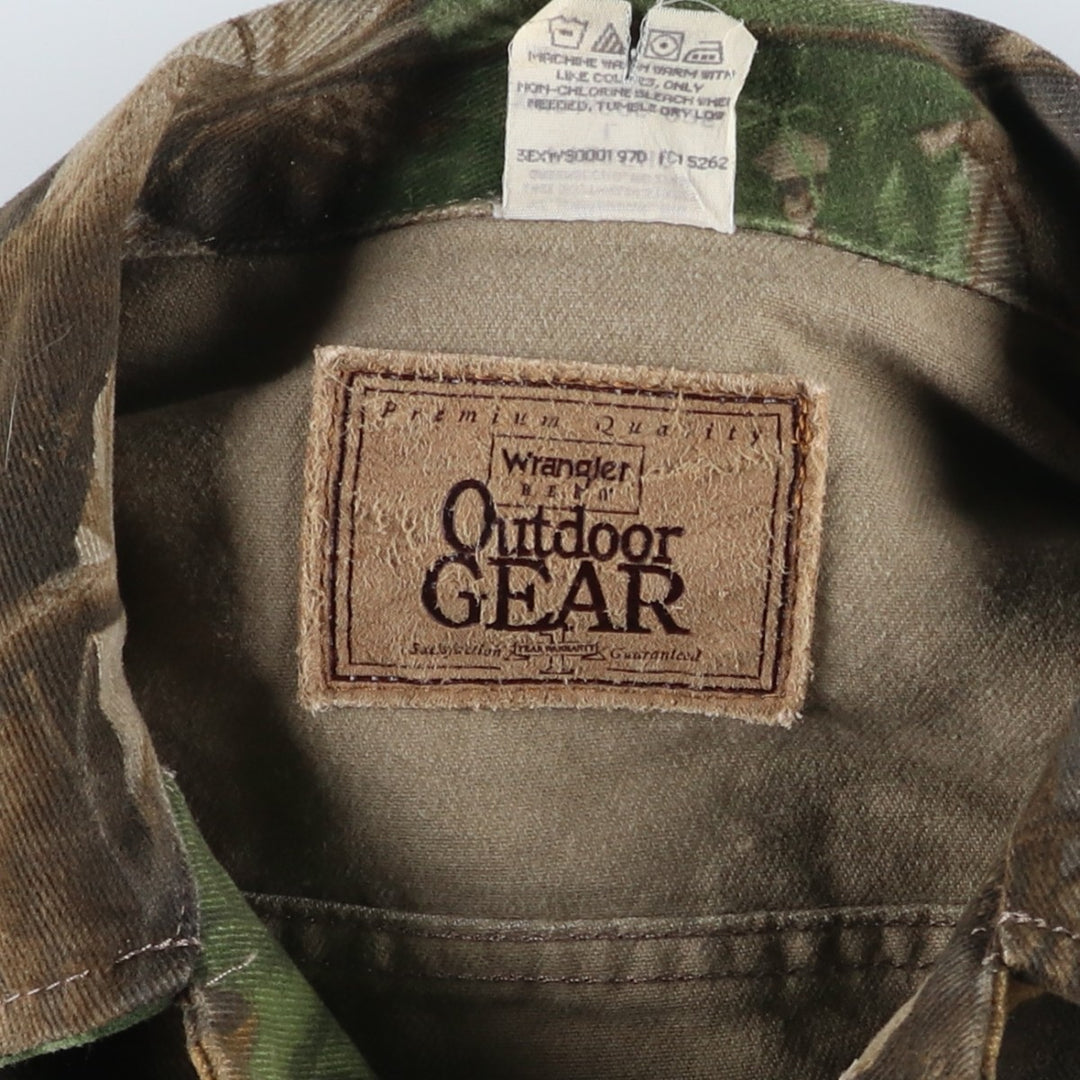 Wrangler Outdoor Gear Camouflage Pattern Realtree Camo Denim Jacket, Men's Size Large, Vintage cotton brown type Vintage Second Hand