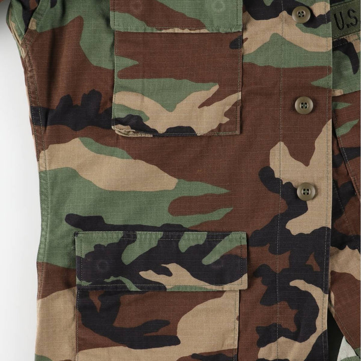 90'S Camouflage Woodland Camo Ripstop BDU Military Jacket, Made in USA, Medium Regular, Men's Size M Nylon Khaki type Vintage Second Hand