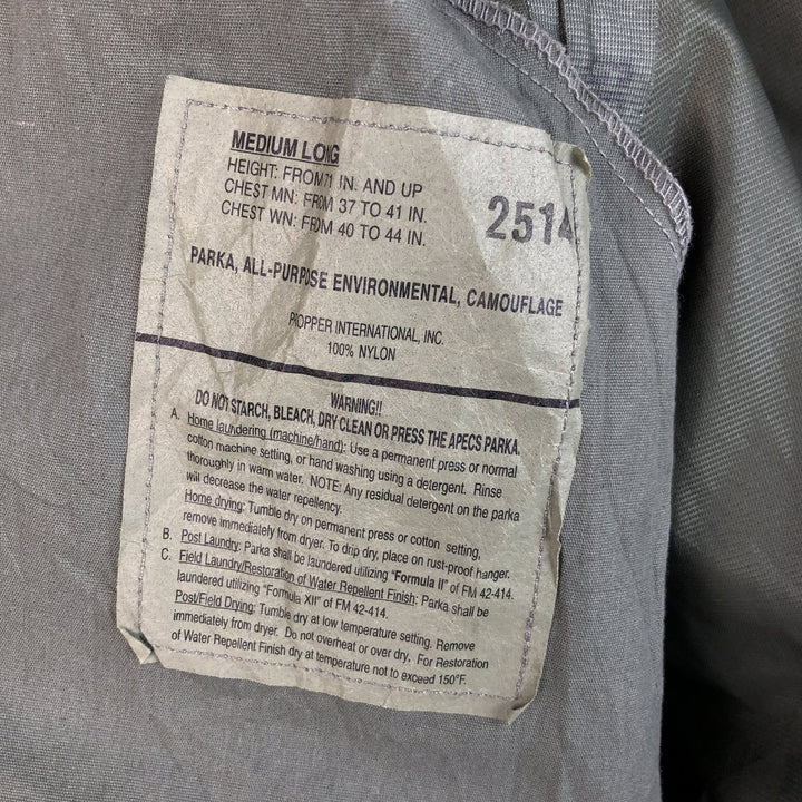 Civilian Camouflage Pattern ABU Digital Tiger Camo Military Gore-Tex Parka, Made in USA, Men's Size Medium Nylon gray type Vintage Second Hand