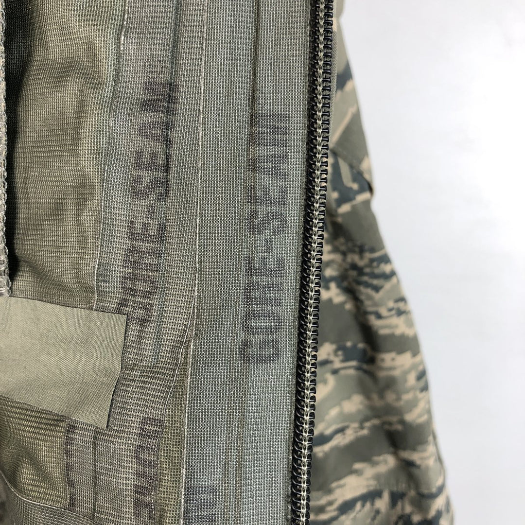 Authentic US military camouflage pattern ABU Digital Tiger Camo ECWCS 2nd Gen Military Gore-Tex Parka, Made in USA, Medium Regular Nylon gray type Vintage Second Hand