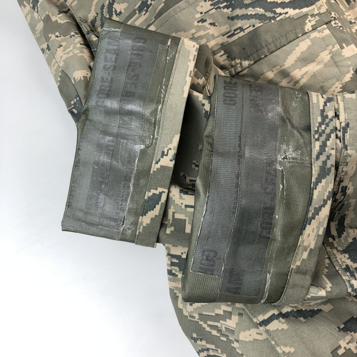 Authentic US military camouflage pattern ABU Digital Tiger Camo ECWCS 2nd Gen Military Gore-Tex Parka, Made in USA, Medium Regular Nylon gray type Vintage Second Hand