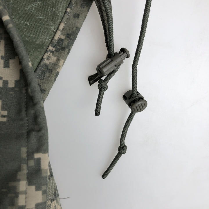 Camouflage ACU Digital Camo Military Gore-Tex Parka, Large-Regular, Men's Size L Nylon gray type Vintage Second Hand