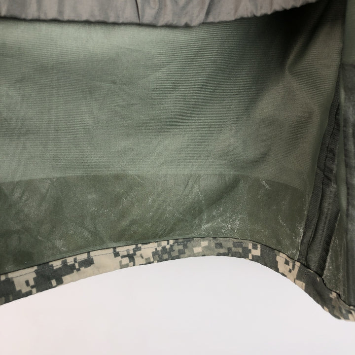Camouflage ACU Digital Camo Military Gore-Tex Parka, Large-Regular, Men's Size L Nylon gray type Vintage Second Hand