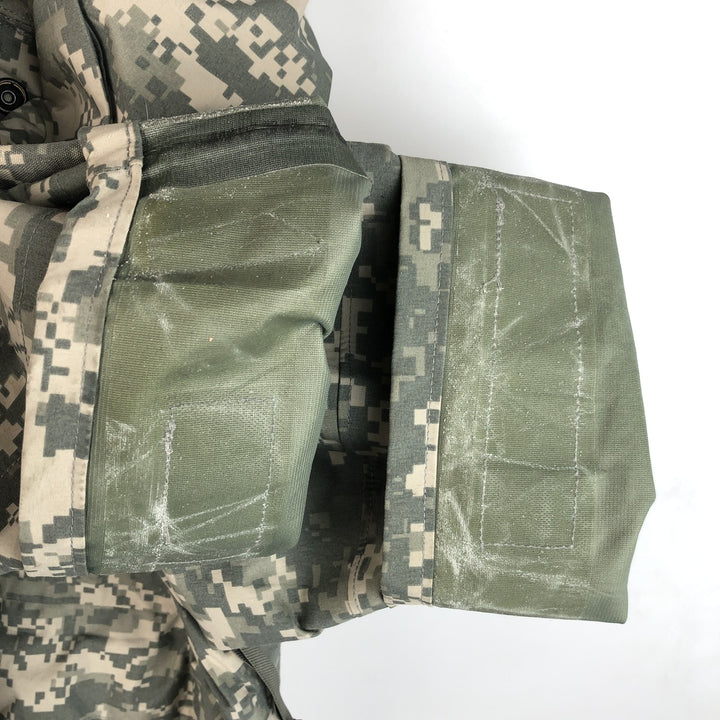 Camouflage ACU Digital Camo Military Gore-Tex Parka, Large-Regular, Men's Size L Nylon gray type Vintage Second Hand