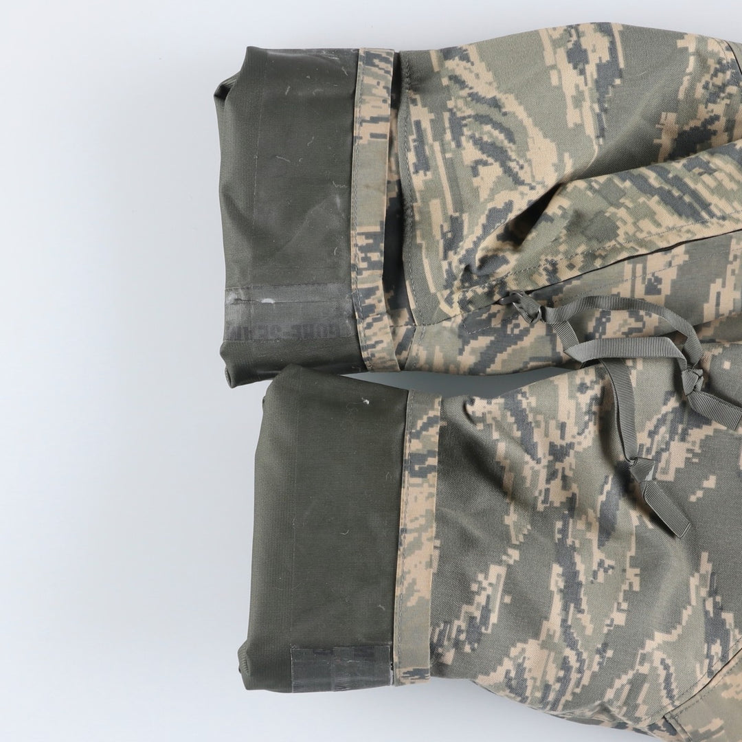 ACU Digital Camo Military Gore-Tex Parka, Made in USA, Medium Regular, Men's Size M Nylon Khaki type Vintage Second Hand