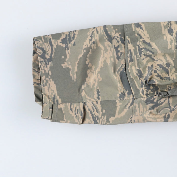 ACU Digital Camo Military Gore-Tex Parka, Made in USA, Medium Regular, Men's Size M Nylon Khaki type Vintage Second Hand