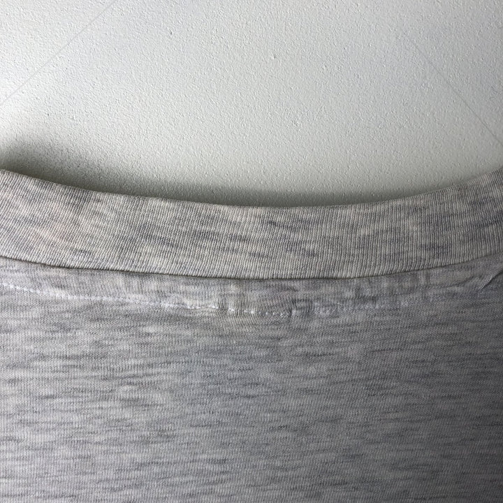 Vintage 90'S Hanes floral print T-shirt, made in the USA, men's size XL cotton gray type Vintage Second Hand