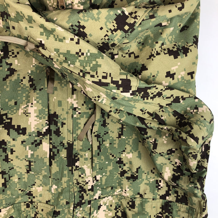 Authentic US military camouflage pattern military Gore-Tex parka, made in the USA, medium short, men's size M. Nylon Khaki type Vintage Second Hand