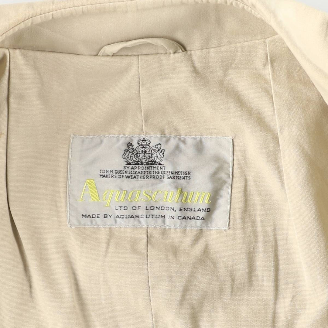 Aquascutum trench coat, made in Canada, women's size S cotton Beige type Vintage Second Hand