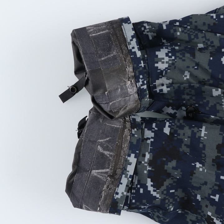 Authentic US military camouflage pattern NWU digital camo military Gore-Tex parka, made in the USA, medium-short, men's size M. Nylon navy blue type Vintage Second Hand