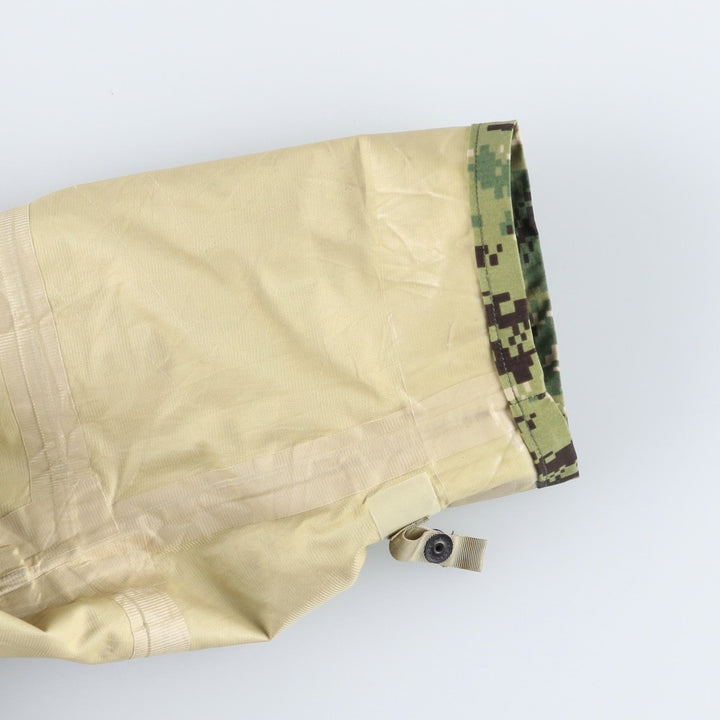 Authentic US military camouflage pattern military Gore-Tex parka, made in the USA, large regular size, equivalent to men's size L Nylon Khaki type Vintage Second Hand