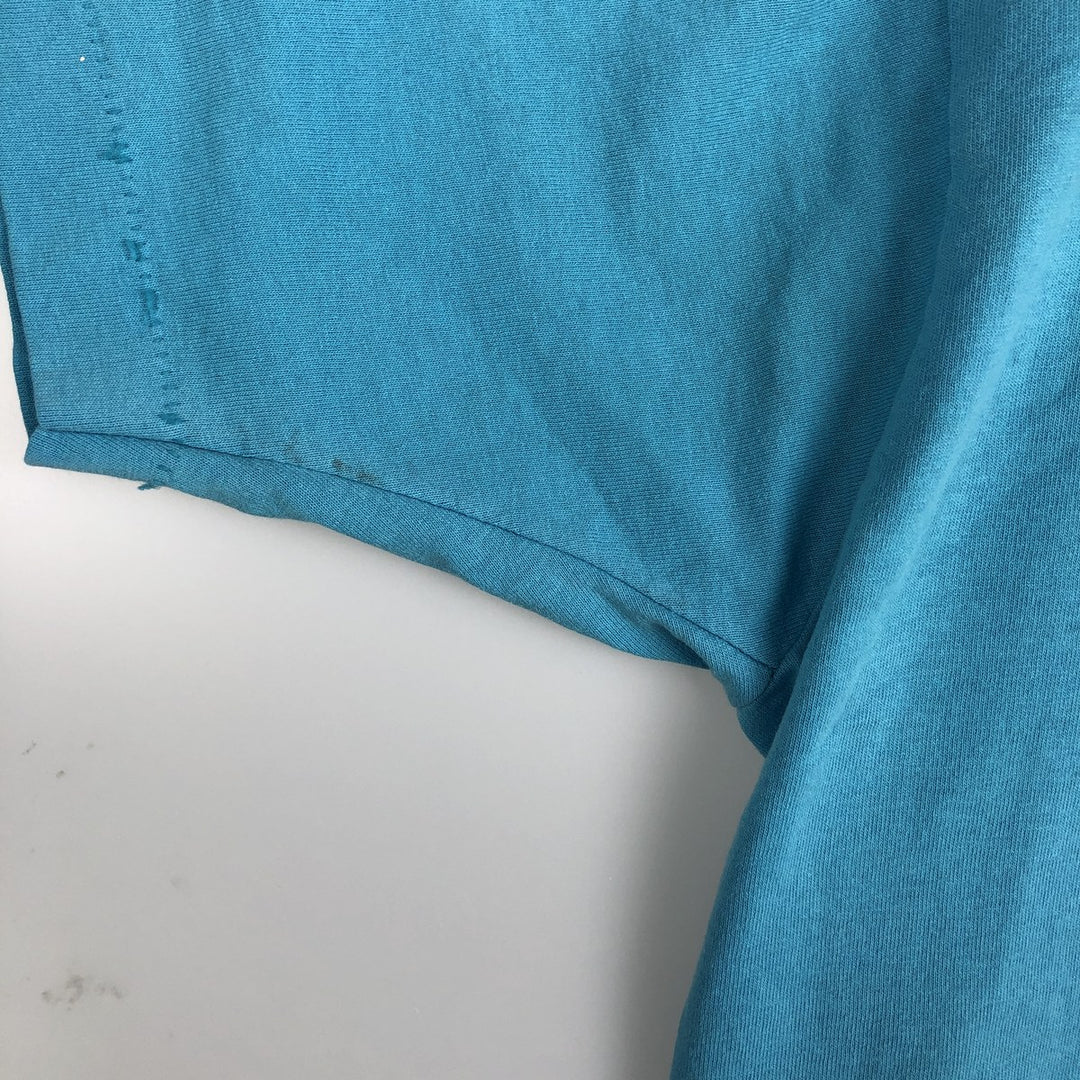Vintage 90'S Fruit of the Loom Fleet Farm advertising T-shirt, Made in USA, Men's Size Large cotton Blue type light blue Vintage Second Hand