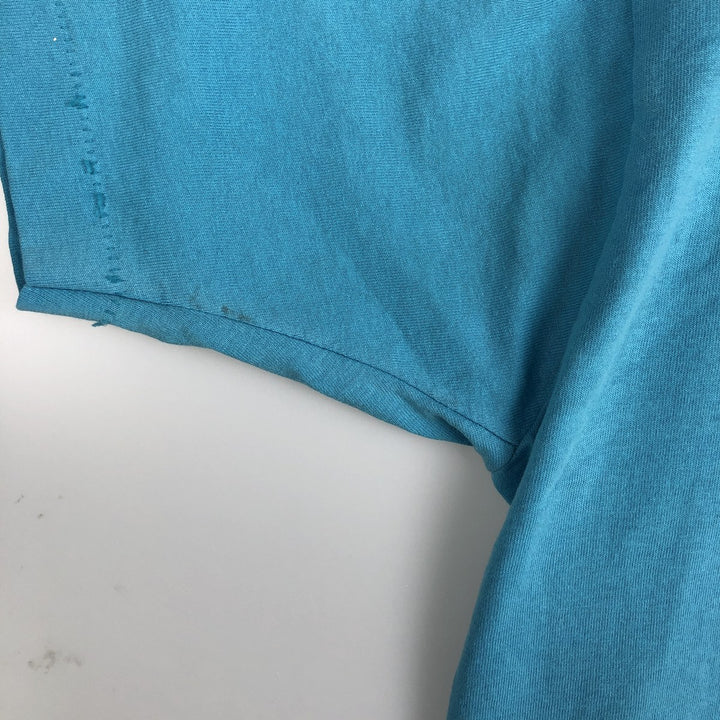 Vintage 90'S Fruit of the Loom Fleet Farm advertising T-shirt, Made in USA, Men's Size Large cotton Blue type light blue Vintage Second Hand