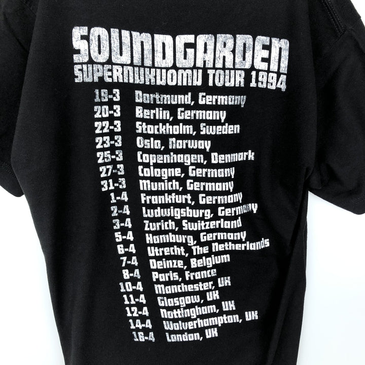 SOUNDGARDEN Band T-shirt (Men's size M) cotton black type Vintage Second Hand