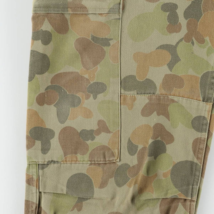 Australian Army Camouflage Pattern DPCU Camo Double Knee Military Cargo Pants, Made in Australia, Size 80 S (Men's W31 equivalent) cotton Khaki type Vintage Second Hand