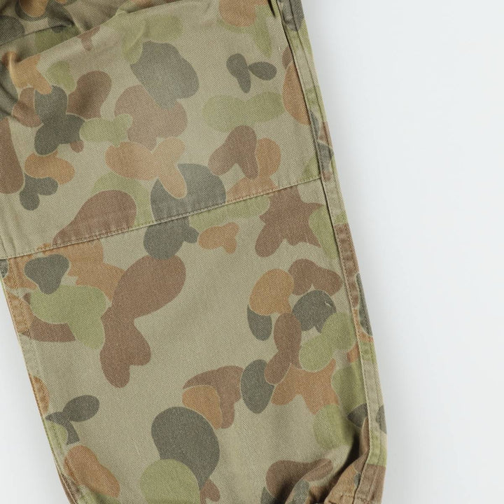 Australian Army Camouflage Pattern DPCU Camo Double Knee Military Cargo Pants, Made in Australia, Size 80 S (Men's W31 equivalent) cotton Khaki type Vintage Second Hand